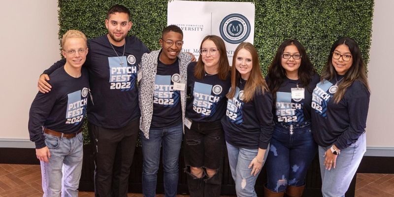 HCU McNair Center for Entrepreneurship Hosts Inaugural Pitch Fest